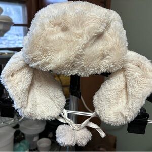 Winter hat, white faux fur with silk lining